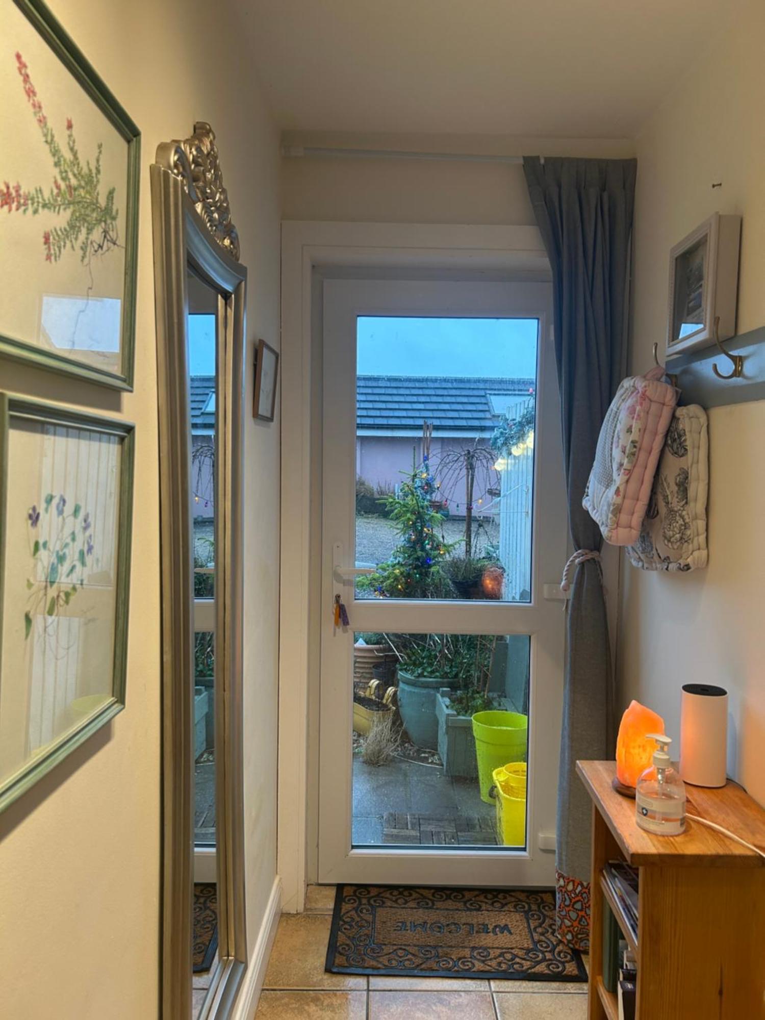 Tig Monbretia Apartment Dingle Bagian luar foto