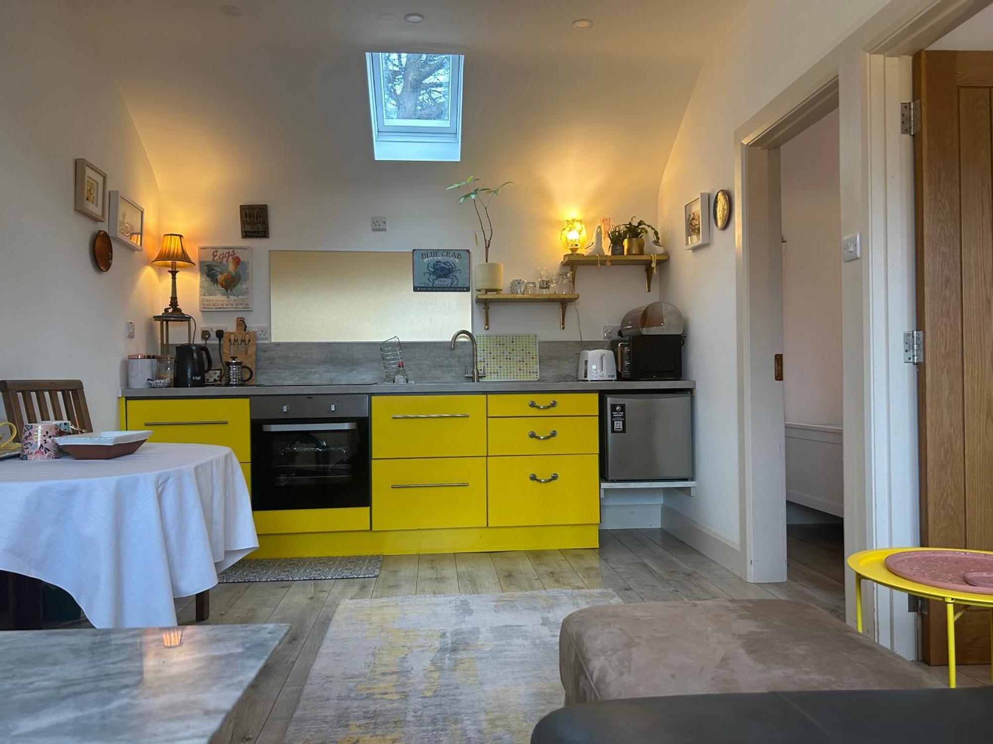 Tig Monbretia Apartment Dingle Bagian luar foto