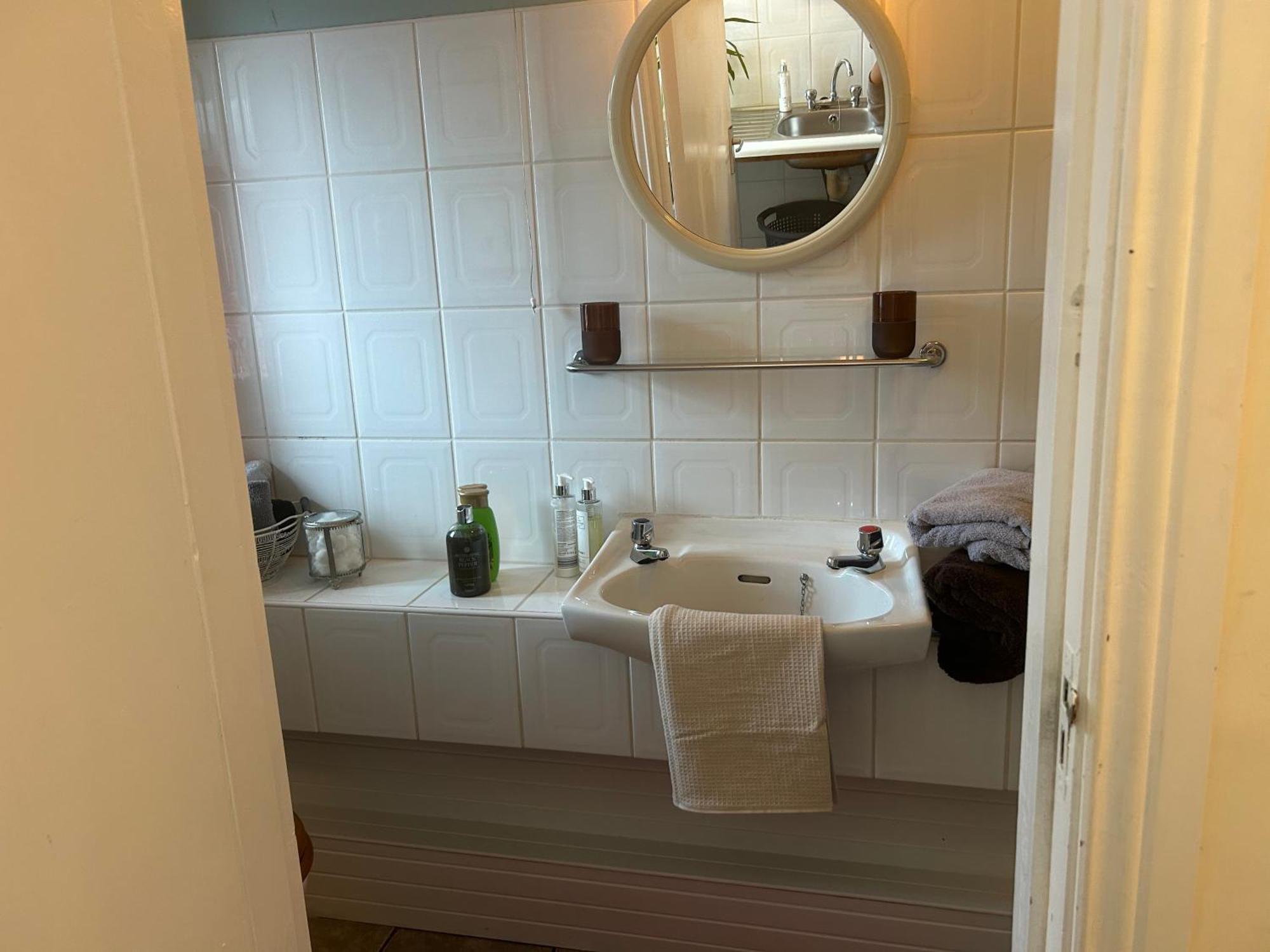 Tig Monbretia Apartment Dingle Bagian luar foto