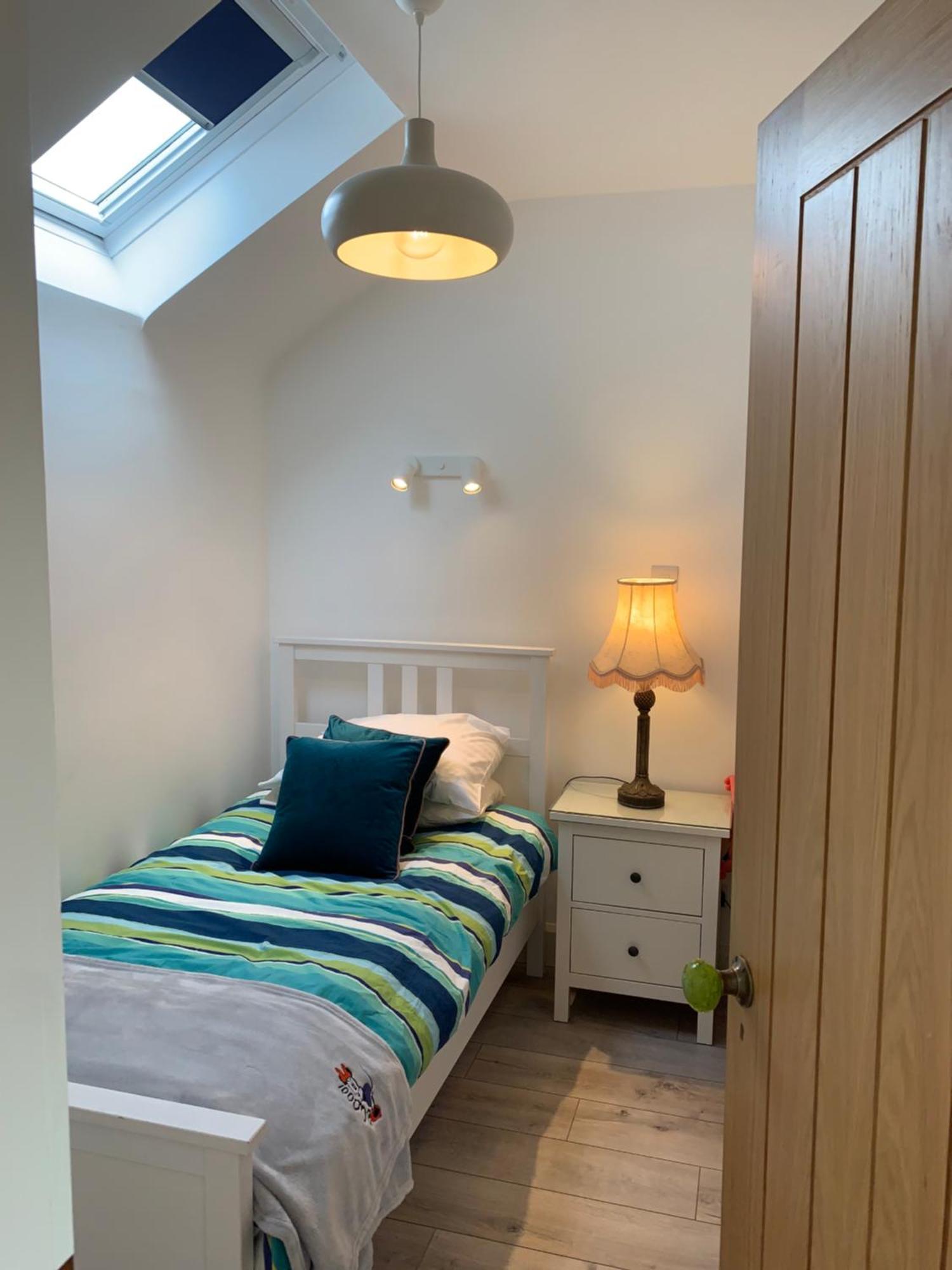 Tig Monbretia Apartment Dingle Bagian luar foto
